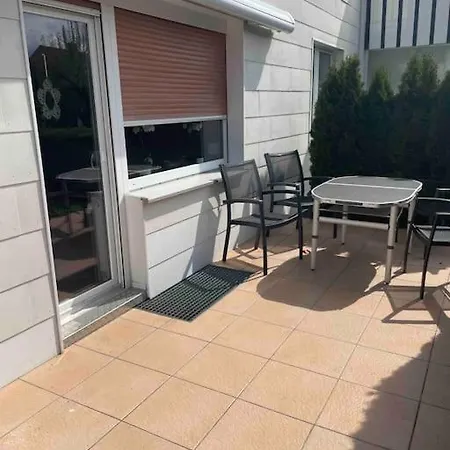 Schoene Am Stadtrand Apartamento